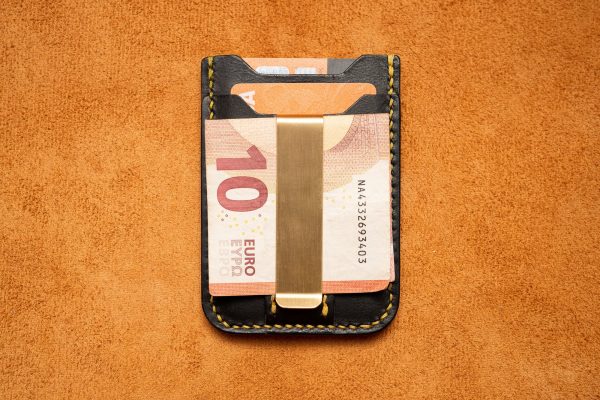 Wallet No. 35 - Vertical Minimalist Wallet with Money Clip - Image 5