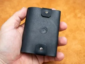 il_fullxfull.3522522453_anh9.jpg https://www.brownbearleatherworks.com/wp-content/uploads/2024/04/il_fullxfull.3522522453_anh9-300x225.jpg